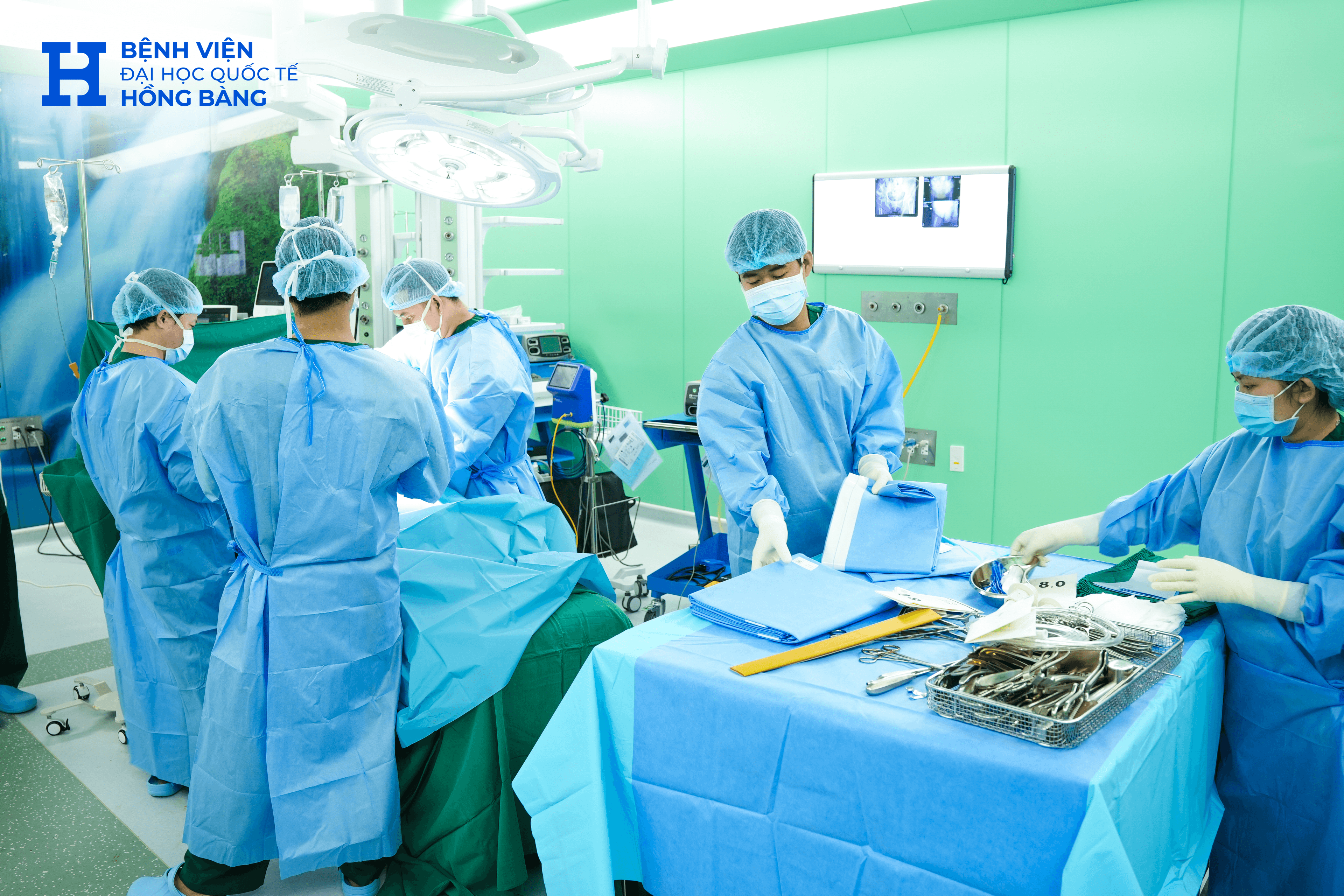 Phẫu thuật thay khớp háng thành công, phục hồi vận động cho người bệnh 64 tuổi chịu đau suốt 6 tháng